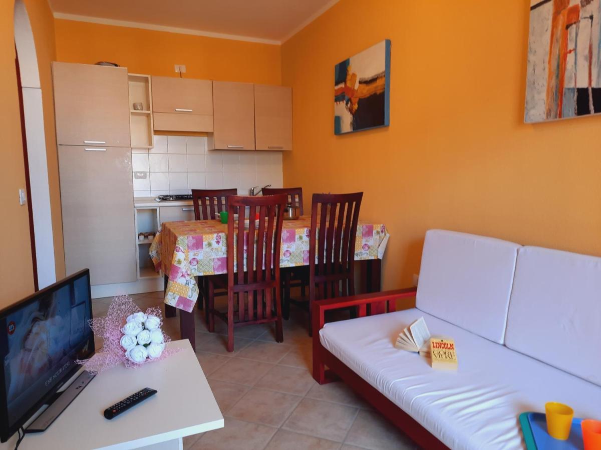 Апартаменти La Residenza Poseidone Санта-Тереза-Галлура Номер фото